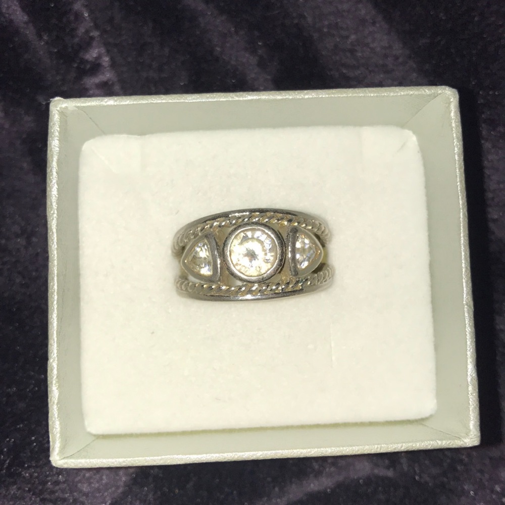 RING 💎💍